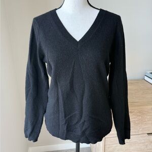 Charter Club 100% Cashmere Black V-Neck Sweater for Women